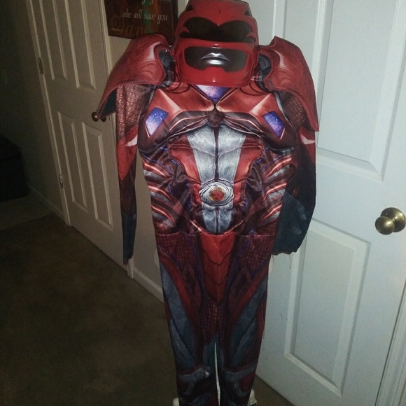 Costume - Picture 2 of 2